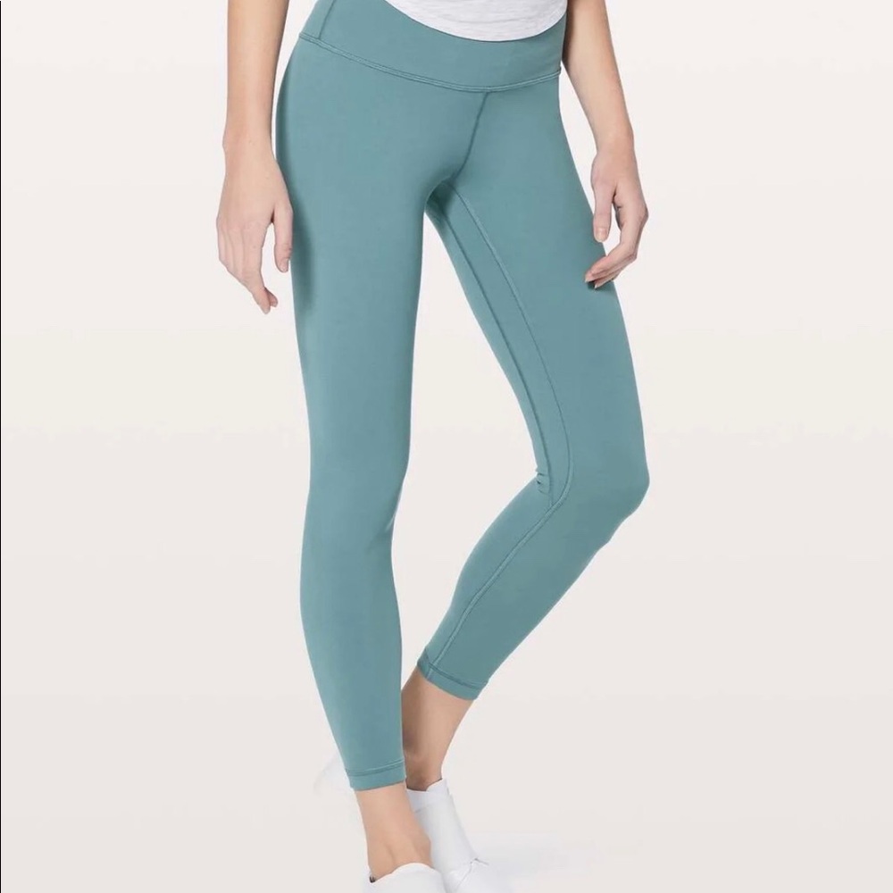 NWT Lululemon In Movement 7/8 Tight